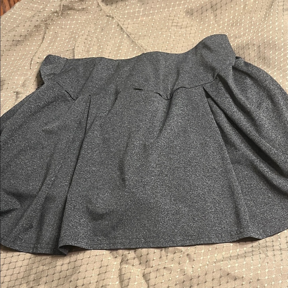 Elegant Gray Women's Skort - Picture 1 of 2